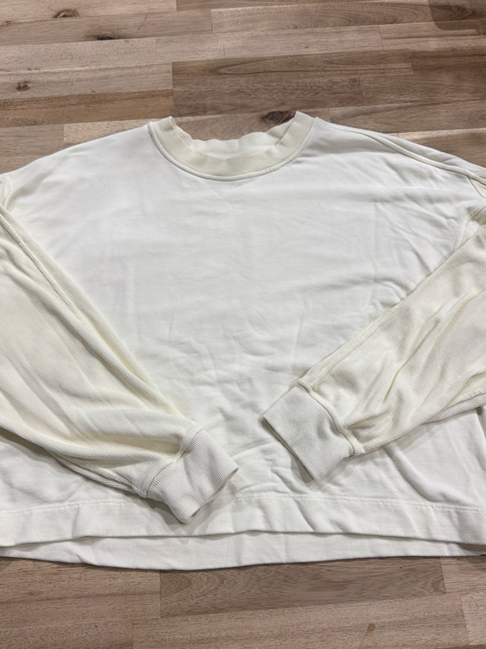 lululemon athletica Cream Long-Sleeve Crew Sweatshirt